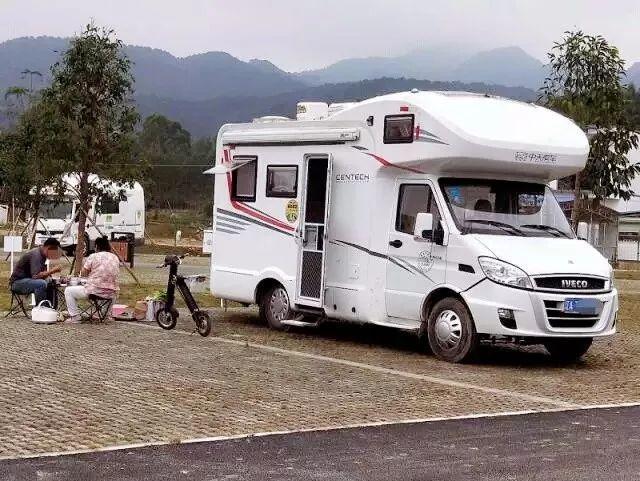 中国最美房车营地 露营专用房车