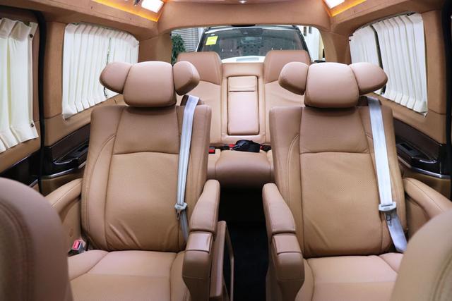 2017款奔驰V260七座商务车 上海现车销售
